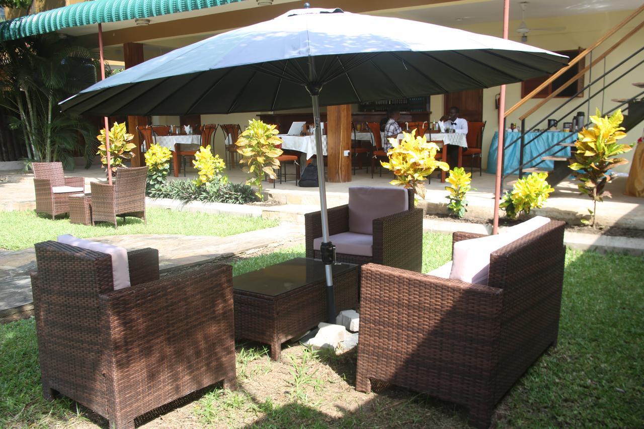 Kays Lodge Dar es Salaam Exterior photo